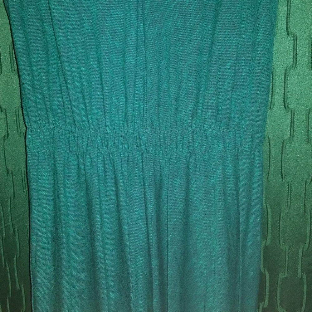 High-Low Dress - Picture 2 of 7